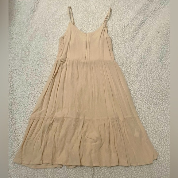 Beige/cream flowy dress - Picture 1 of 2